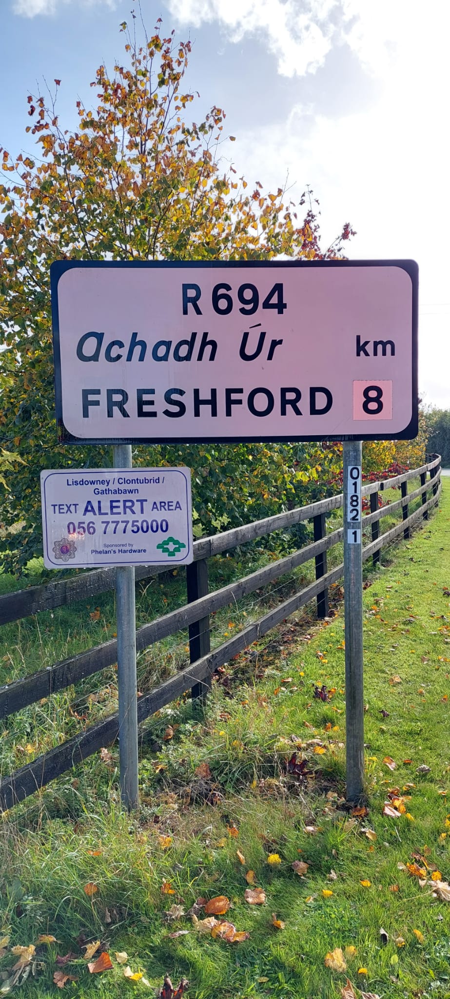 freshford directional sign