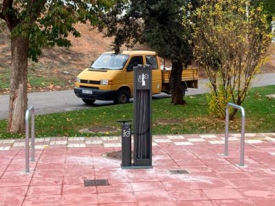 Bicycle Maintenance Station