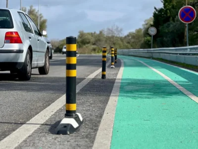 Hi Level Cycle Lane Separator